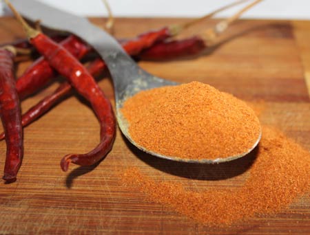 Bulk dried chili peppers — chile de arbol powder with bright fiery heat for Mexican and Asian cooking